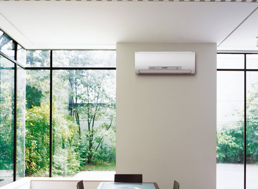 Что лучше: кондиционер или бризер?